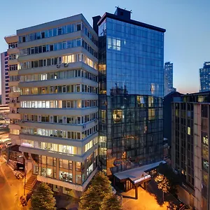 White Monarch 4* Istanbul