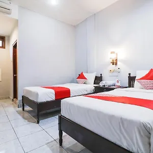 Oyo 2411 Taman Mekar 2 ** Kuta Lombok